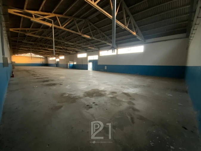 Terreno Comércio / Armazém para Arrendamento em Cacém e São Marcos Foto 22