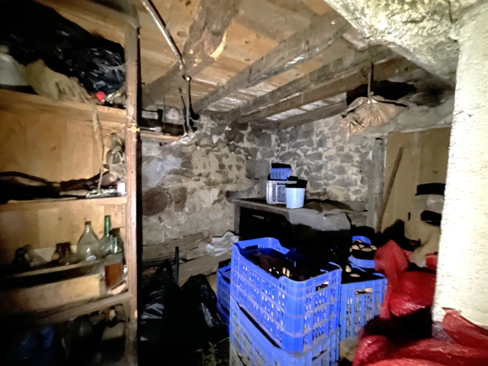 Moradia T2 para Venda em Folgosinho Foto 7