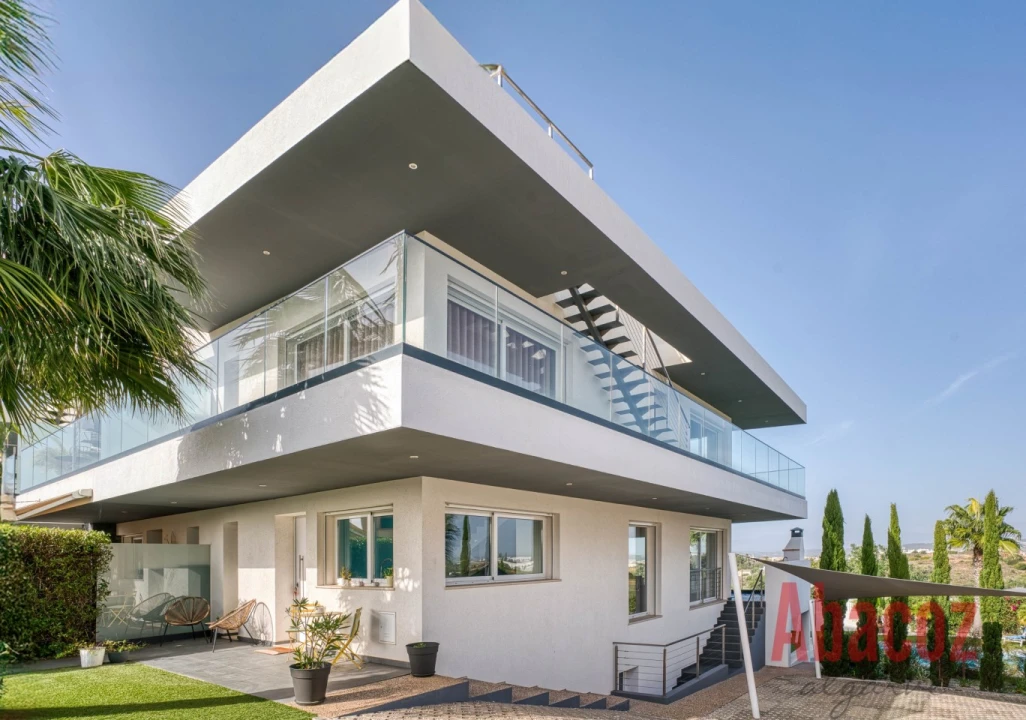 Moradia T3 para Venda em Estômbar e Parchal Foto 2