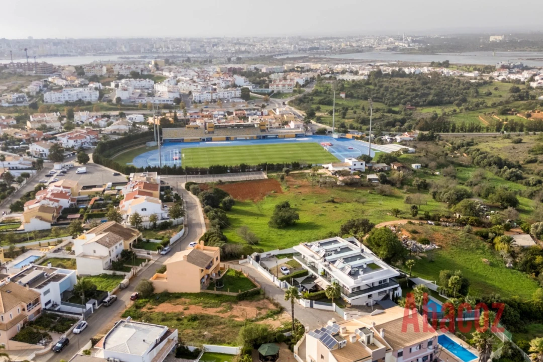 Moradia T3 para Venda em Estômbar e Parchal Foto 37