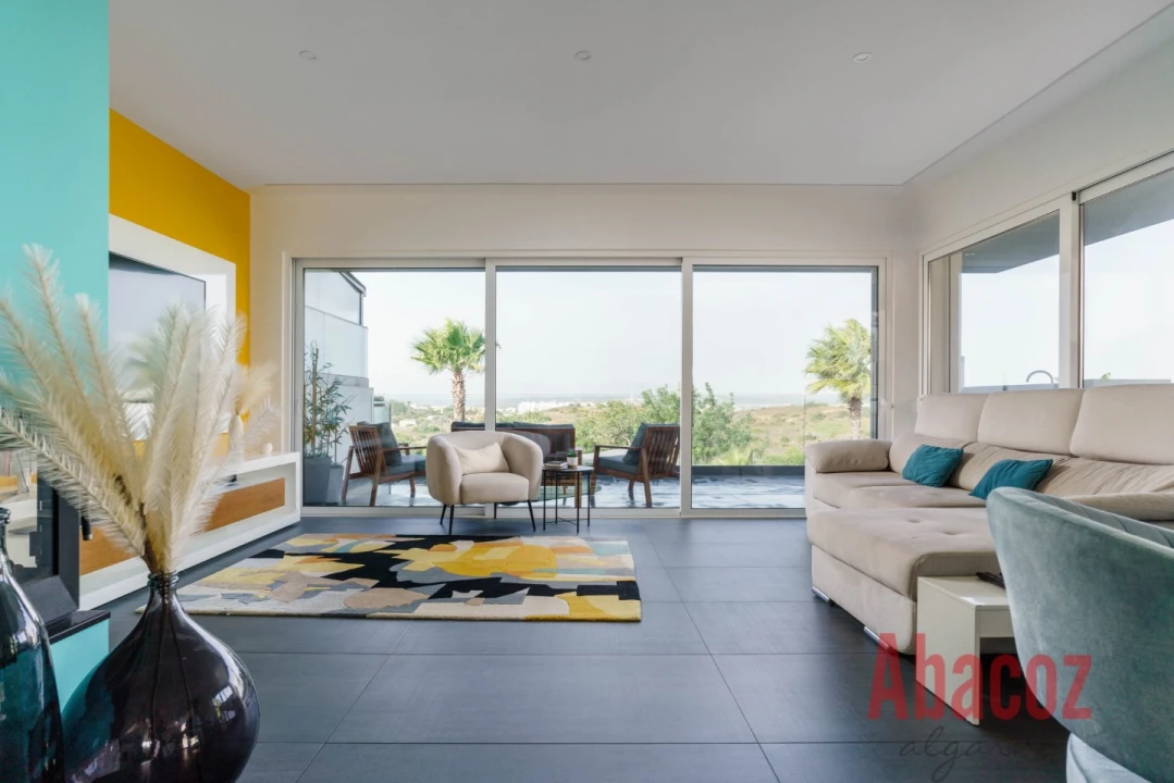 Moradia T3 para Venda em Estômbar e Parchal Foto 3