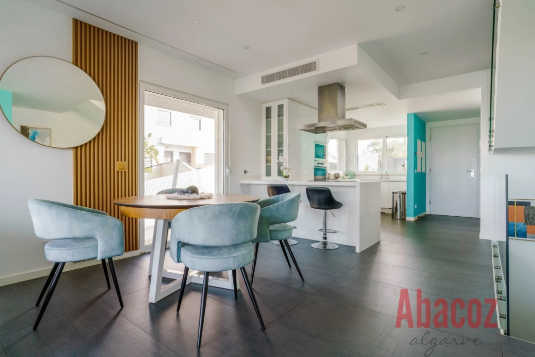 Moradia T3 para Venda em Estômbar e Parchal Foto 6