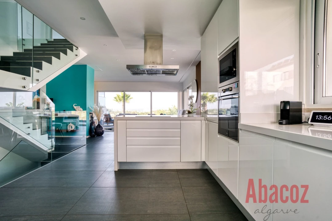 Moradia T3 para Venda em Estômbar e Parchal Foto 7