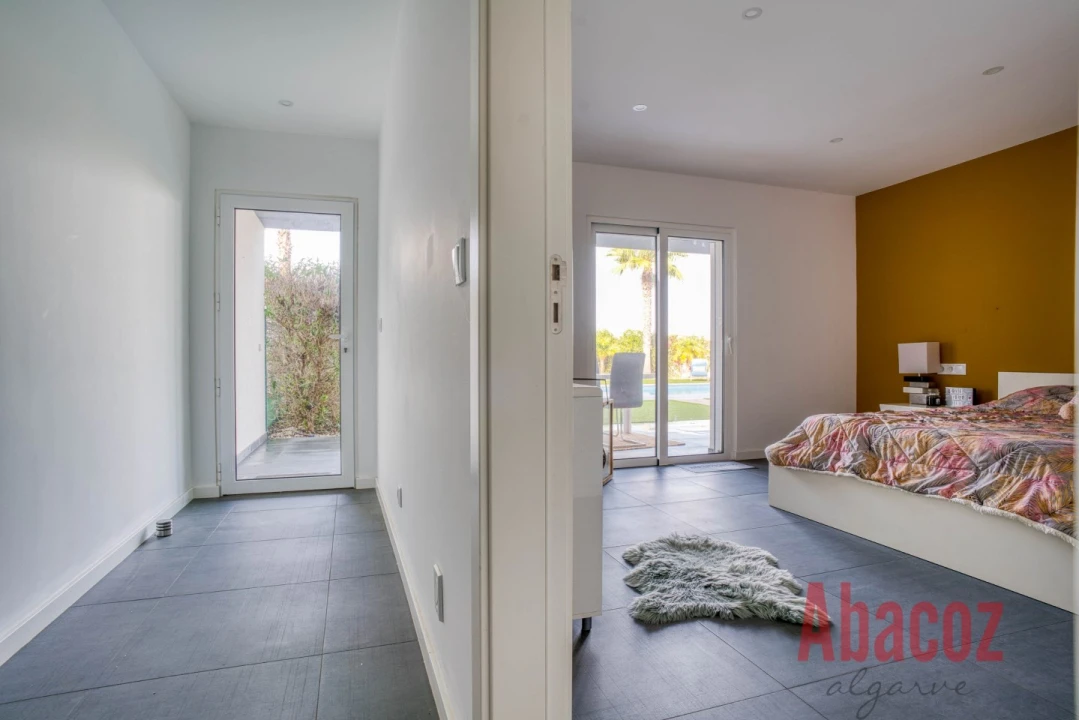 Moradia T3 para Venda em Estômbar e Parchal Foto 26