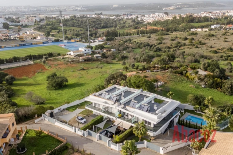 Moradia T3 para Venda em Estômbar e Parchal Foto 36