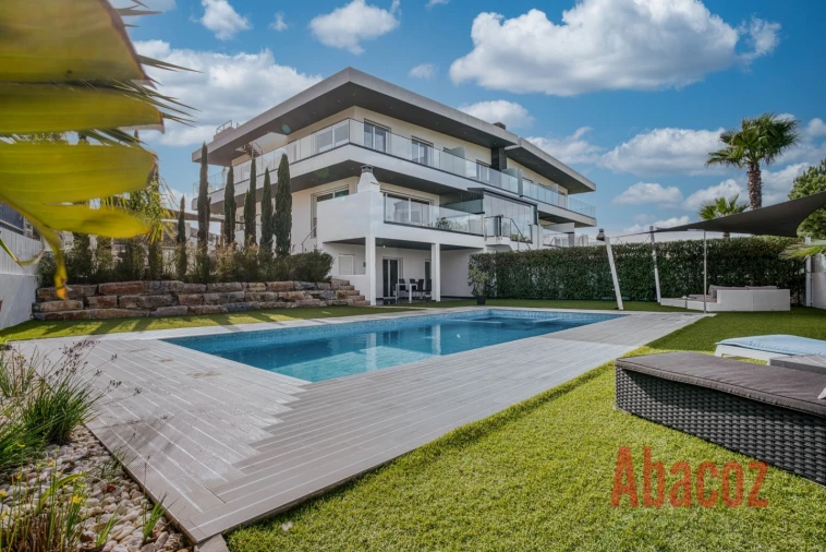 Moradia T3 para Venda em Estômbar e Parchal Foto 1