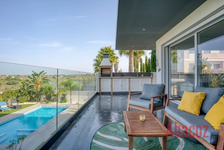 Moradia T3 para Venda em Estômbar e Parchal Foto 9