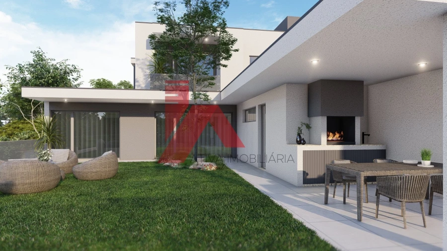 Moradia T3 para Venda em Oleiros Foto 2