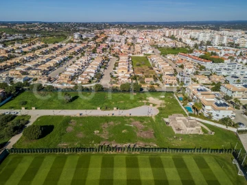 Terreno para Venda em Lagos (São Sebastião e Santa Maria)