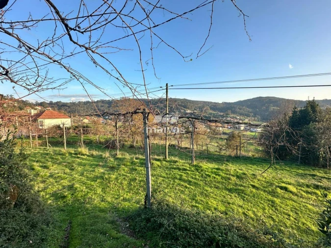 Terreno para Venda em Aboim da Nóbrega e Gondomar Foto 1