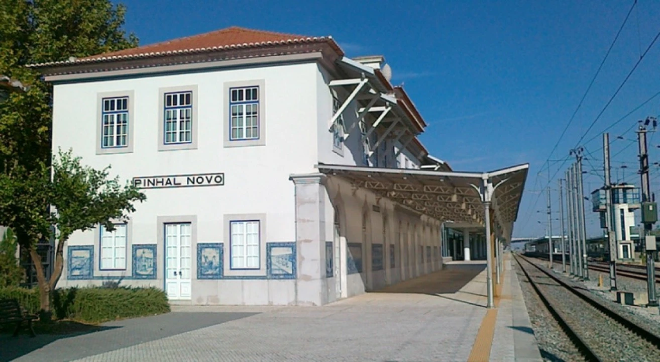 Moradia T10 para Venda em Pinhal Novo Foto 6