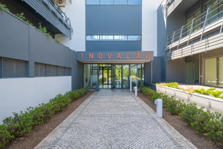 Escritório para Arrendamento em Porto Salvo