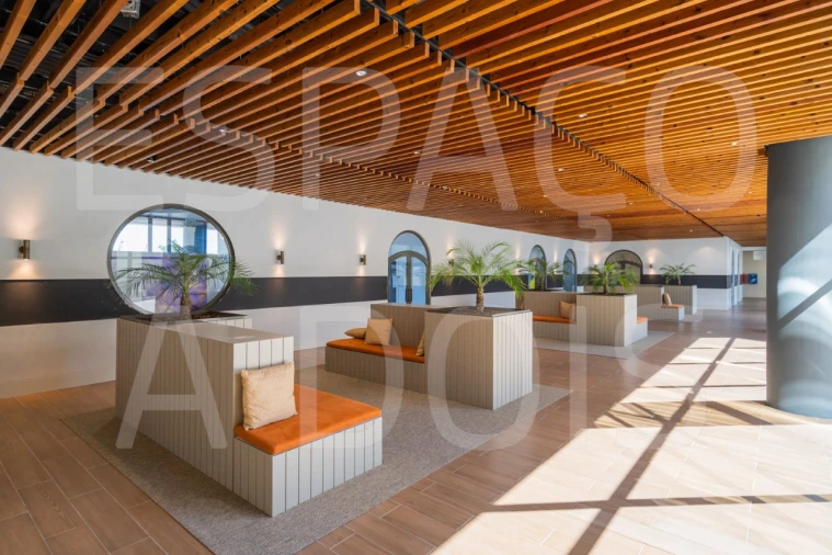 Escritório para Arrendamento em Porto Salvo Foto 35