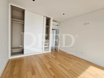 Moradia T3 para Venda em Santa Cruz