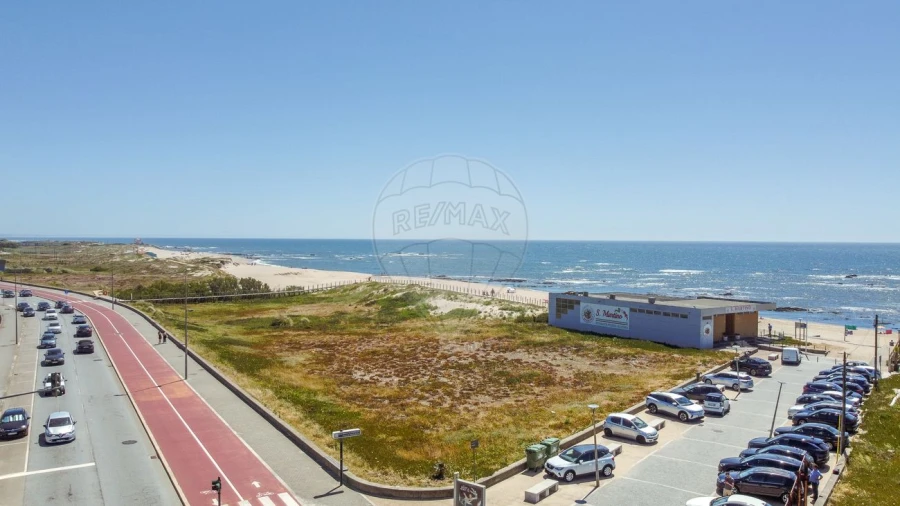 Terreno para Venda em Gulpilhares e Valadares Foto 6