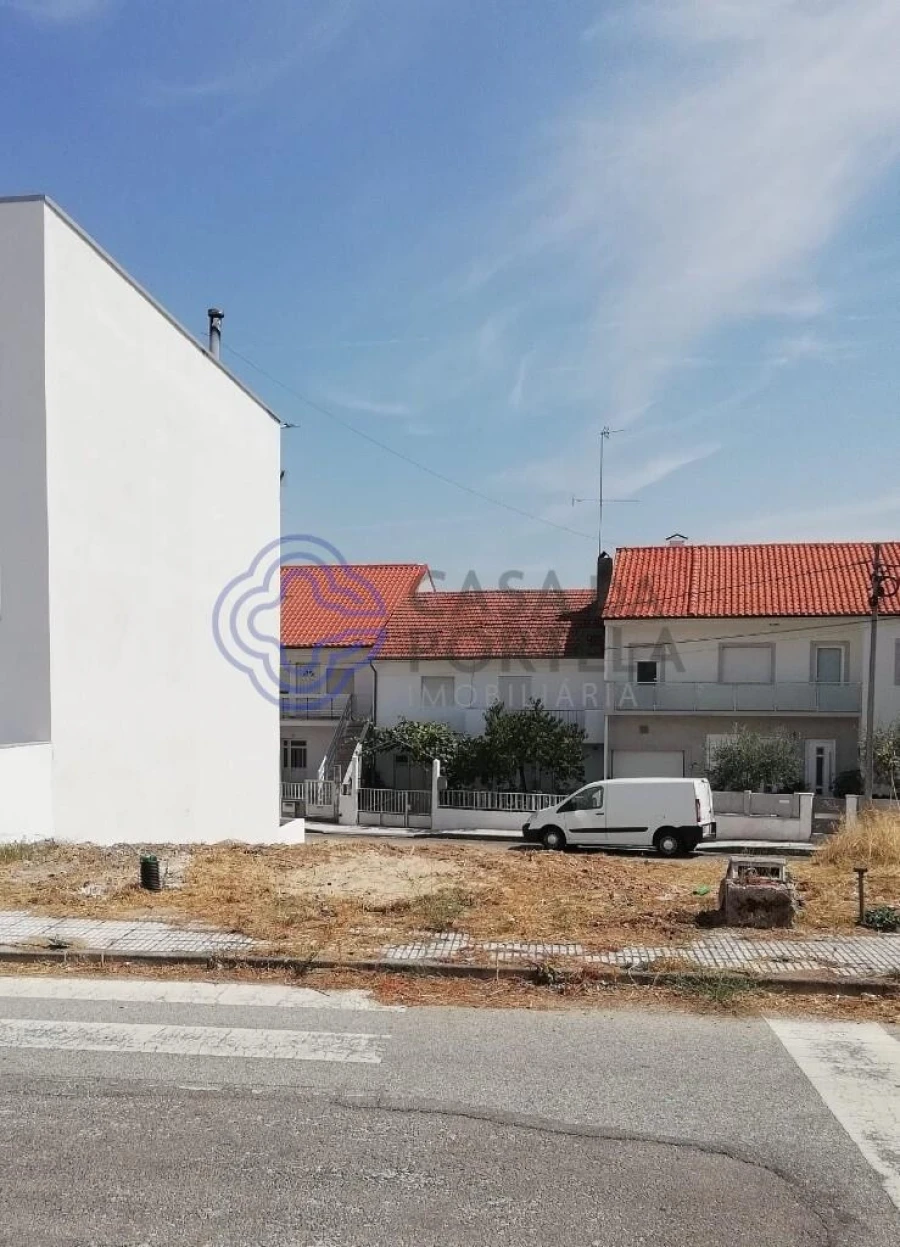 Terreno para Venda em Miranda do Douro Foto 4