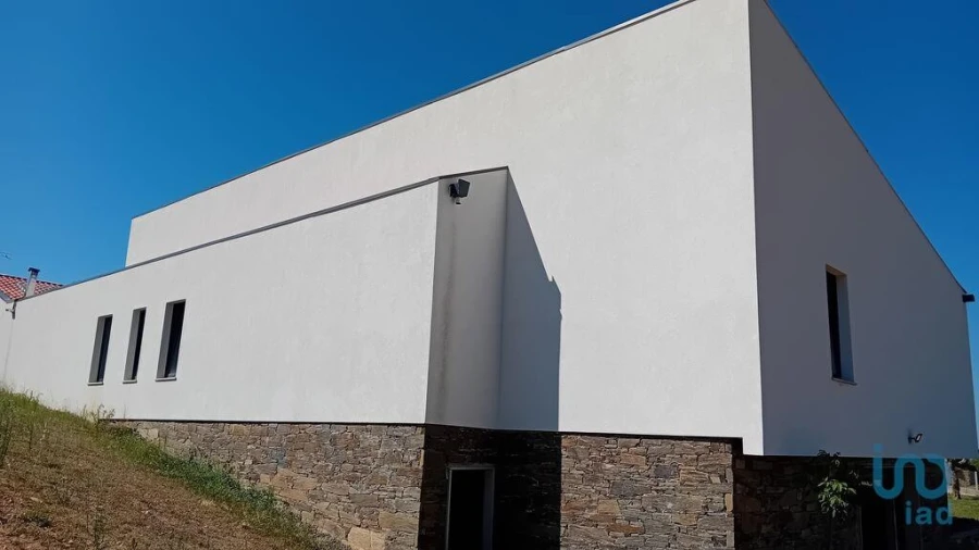 Moradia T3 para Venda em Mogadouro, Valverde, Vale de Porco e Vilar de Rei Foto 14