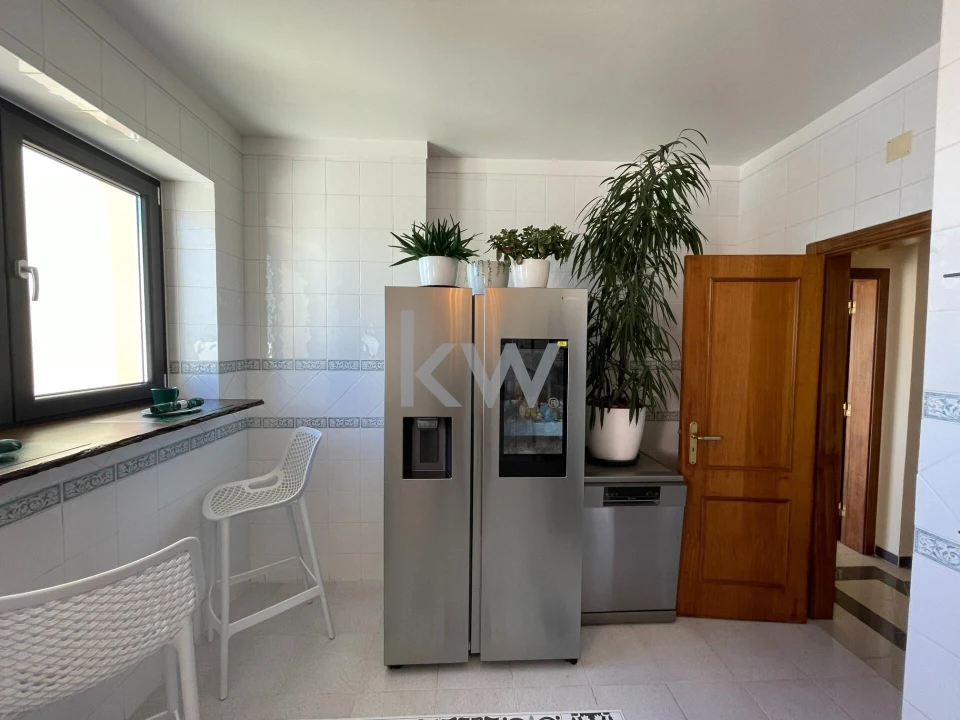 Apartamento T4 para Venda em Portimão Foto 32
