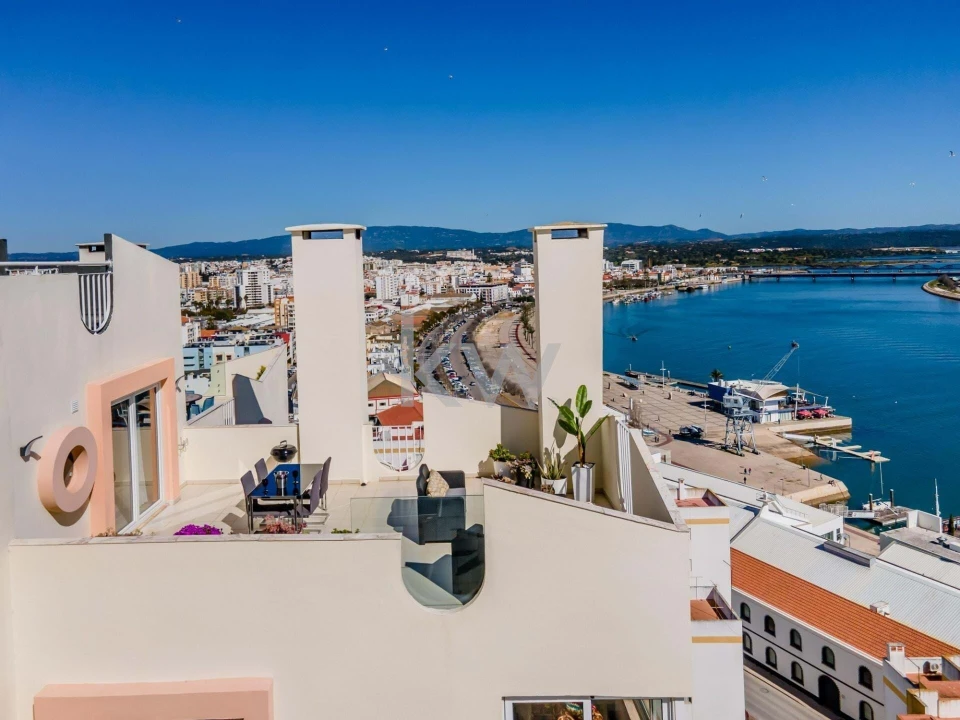 Apartamento T4 para Venda em Portimão Foto 41