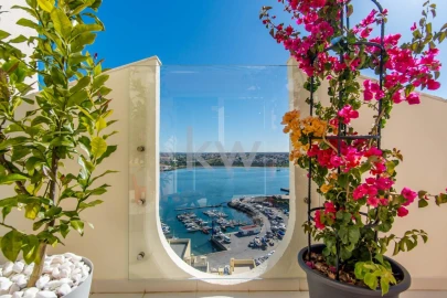 Apartamento T4 para Venda em Portimão