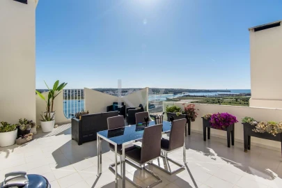 Apartamento T4 para Venda em Portimão
