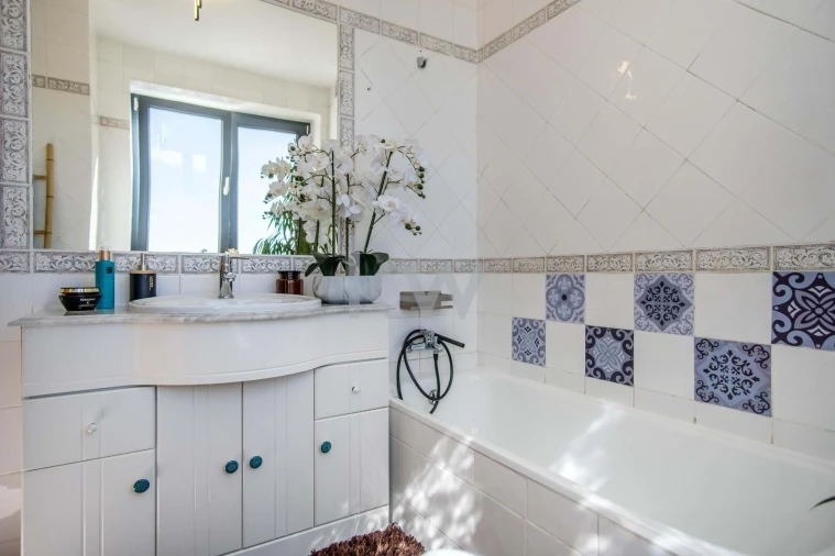 Apartamento T4 para Venda em Portimão Foto 22