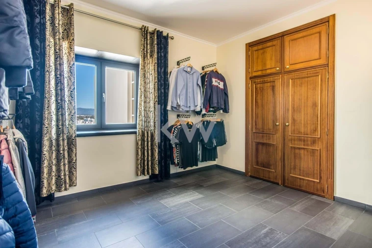 Apartamento T4 para Venda em Portimão Foto 27