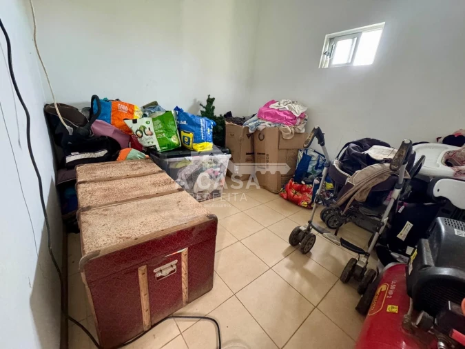 Moradia T3 para Venda em Bunheiro Foto 6