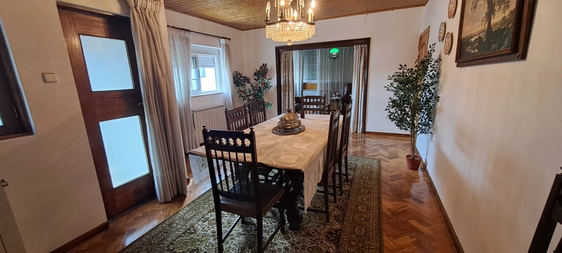 Moradia T5 para Venda em Miranda do Douro Foto 20