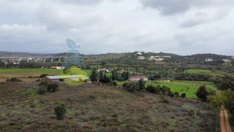 Terreno para Venda em Odiaxere