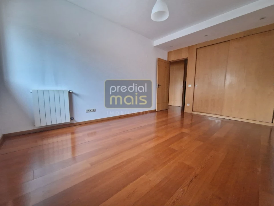 Apartamento T2 para Venda em Antas e Abade de Vermoim Foto 5