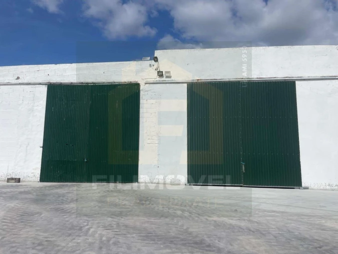 Armazém para Arrendamento em Abitureiras Foto 2