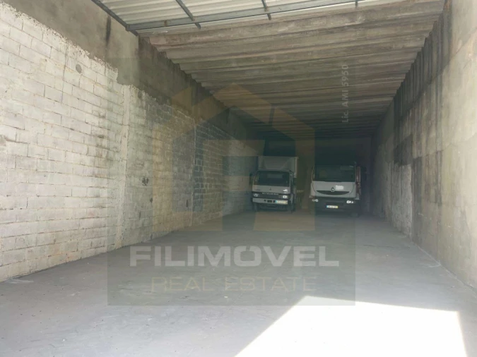 Armazém para Arrendamento em Abitureiras Foto 1