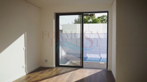 Moradia T3 para Venda em Moncarapacho e Fuseta