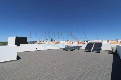 Moradia T3 para Venda em Moncarapacho e Fuseta