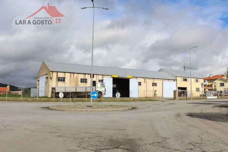 Armazém para Arrendamento em Macedo de Cavaleiros Foto 2