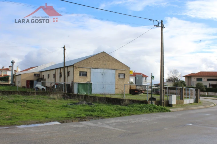 Armazém para Arrendamento em Macedo de Cavaleiros Foto 7