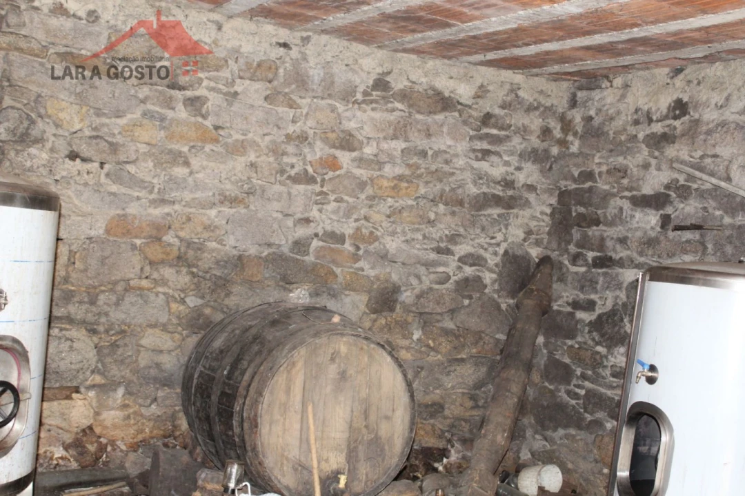 Moradia T2 para Venda em Cortiços Foto 4