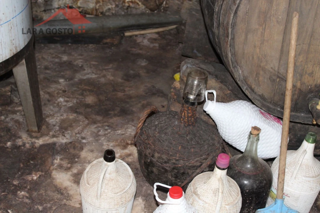 Moradia T2 para Venda em Cortiços Foto 5