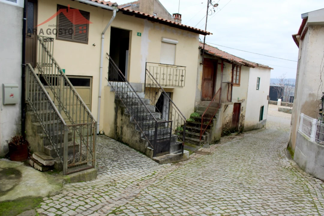 Moradia T1 para Venda em Castelãos e Vilar do Monte Foto 1