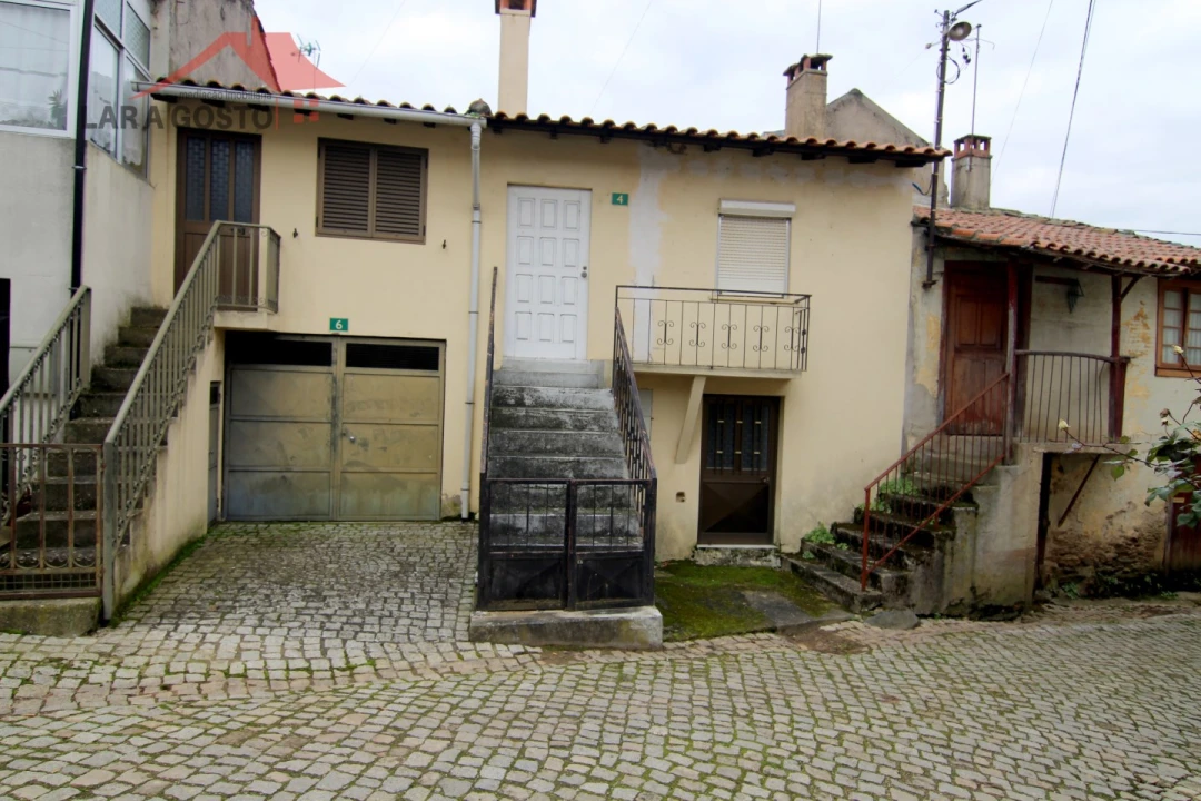 Moradia T1 para Venda em Castelãos e Vilar do Monte Foto 9