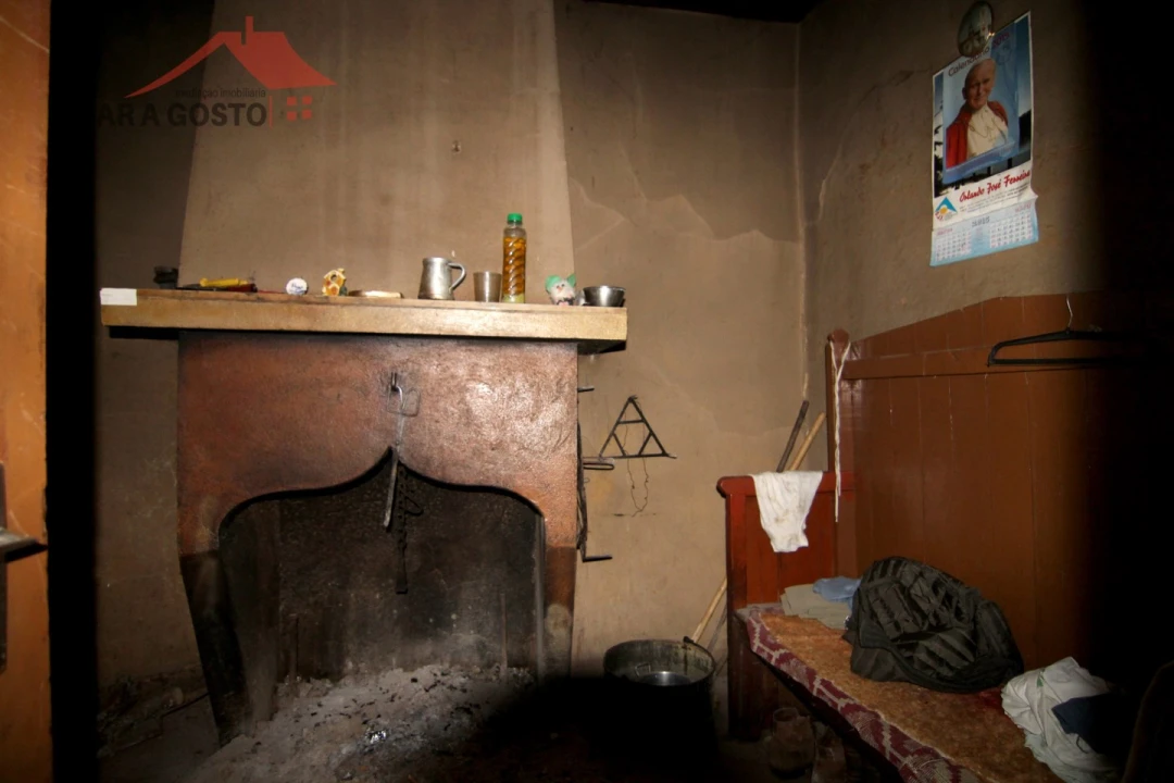 Moradia T2 para Venda em Vale da Porca Foto 5