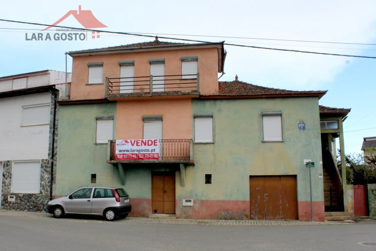 Moradia T2 para Venda em Vale da Porca Foto 1