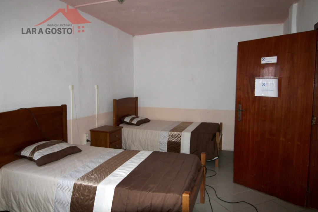 Negócio para Venda em Rebordãos Foto 12