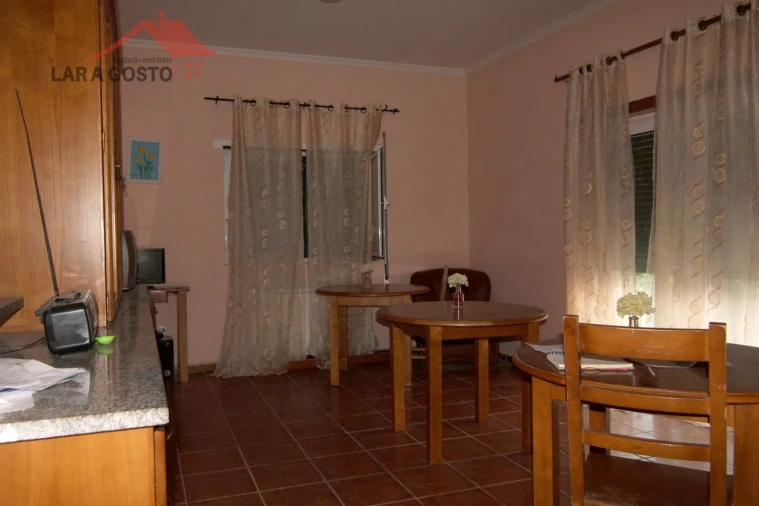 Negócio para Venda em Rebordãos Foto 7