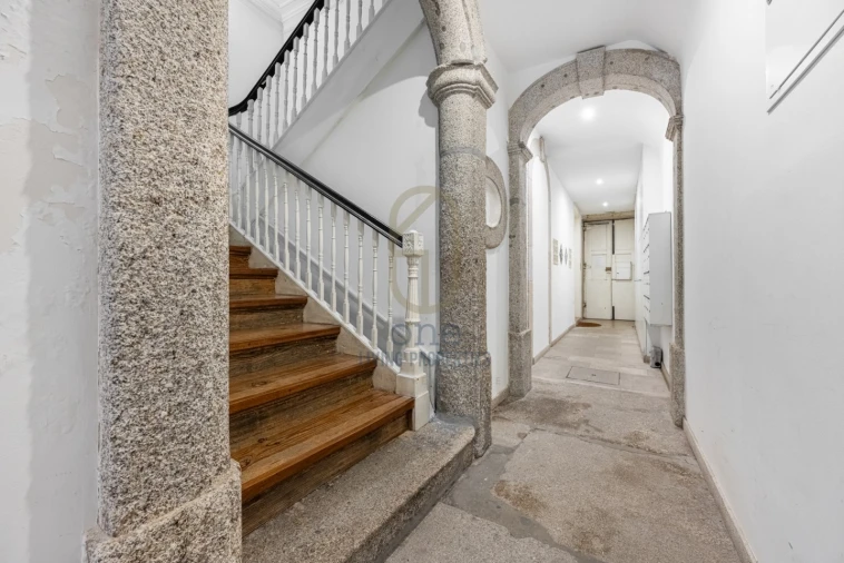 Apartamento para Venda em Cedofeita, Santo Ildefonso, Sé, Miragaia, São Nicolau e Vitória Foto 17