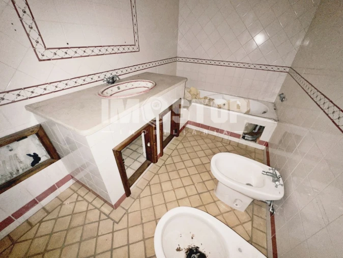 Moradia T5 para Venda em Sangalhos Foto 17