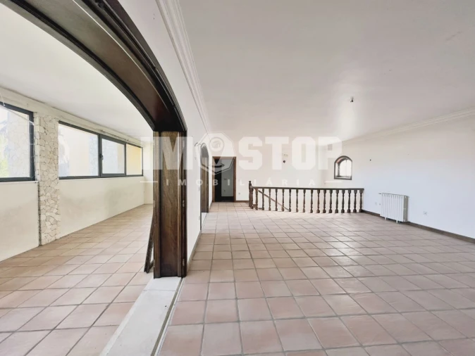 Moradia T5 para Venda em Sangalhos Foto 6