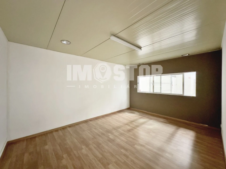 Armazém para Arrendamento em Esgueira Foto 5