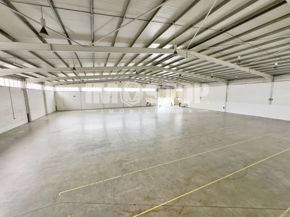 Armazém para Arrendamento em Albergaria-A-Velha e Valmaior Foto 4